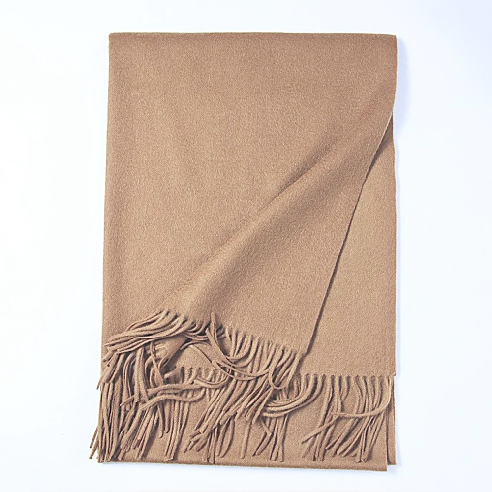 100% Cashmere Made in Scotland Oversized Wrap Shawl Scarf XXL Camel Beige NEW - Picture 3 of 4